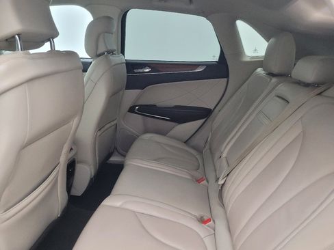 Used 2019 Lincoln MKC Select w/ MKC Climate Package AWD/4WD image 18