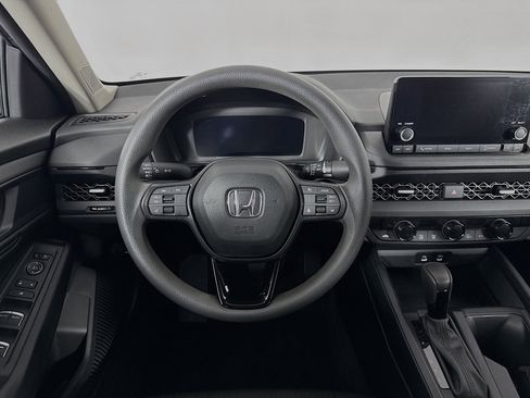 Certified 2023 Honda Accord EX image 22