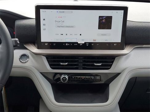 New 2026 Ford Explorer Active w/ Active Comfort Package image 29