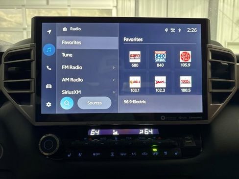 Used 2023 Toyota Tundra Limited w/ Power Package image 9