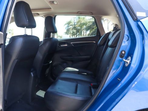 Used 2015 Honda Fit EX image 32