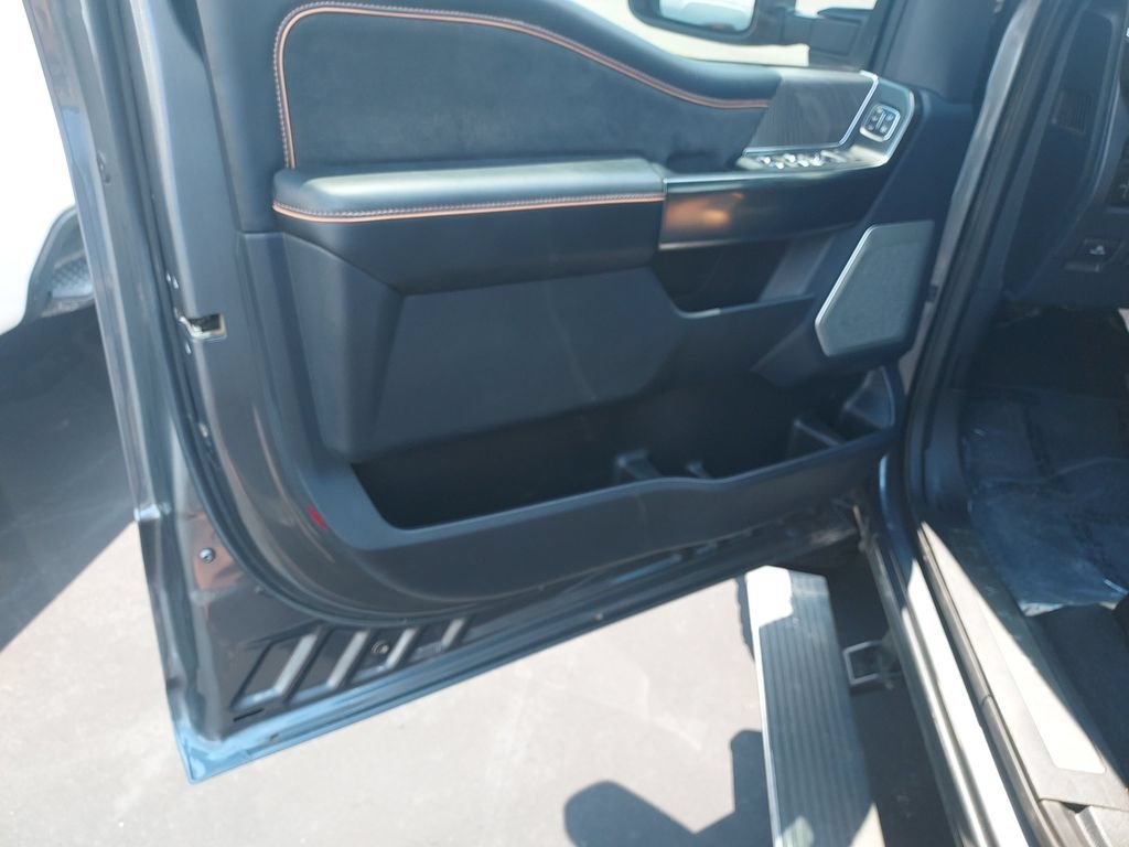 Used 2024 Ford F250 Platinum AWD/4WD image 14