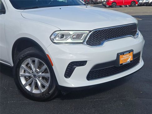 Certified 2024 Dodge Durango SXT image 2