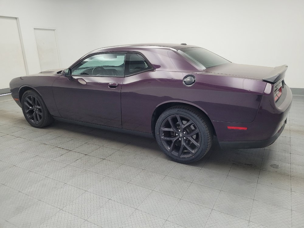 Used 2020 Dodge Challenger SXT w/ Blacktop Package RWD image 3