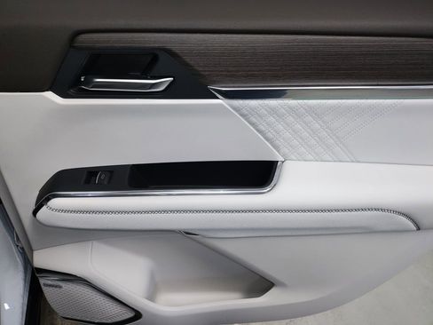 New 2026 GMC Acadia Denali w/ Super Cruise Package image 15