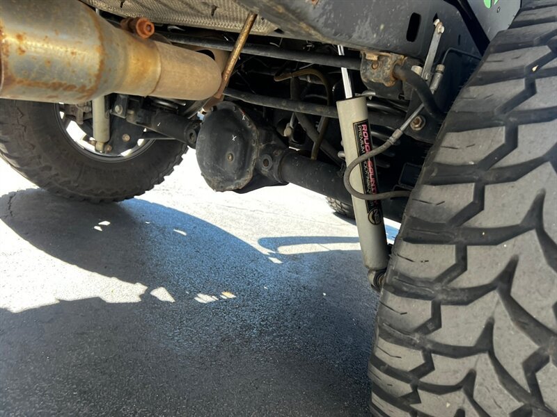 Used 2018 Jeep Wrangler Sport AWD/4WD image 16