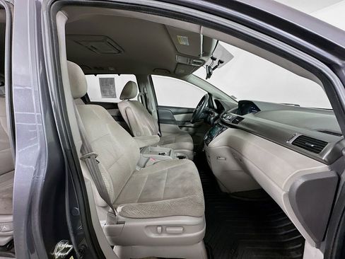 Used 2017 Honda Odyssey SE image 28