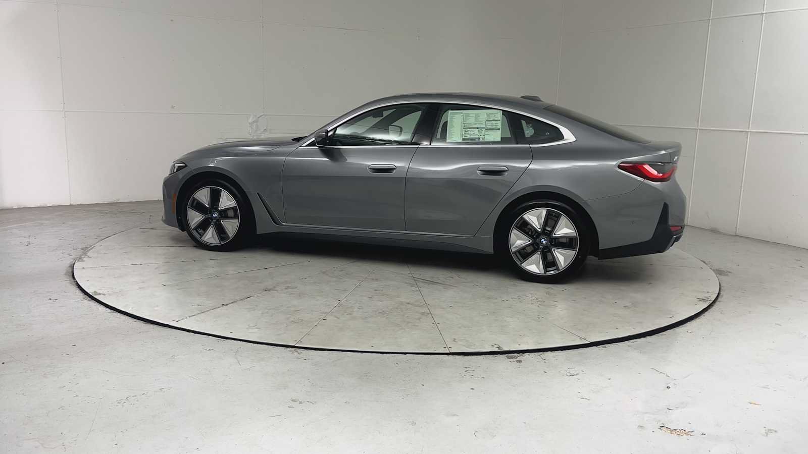 New 2026 BMW i4 xDrive40i w/ Premium Package AWD/4WD image 4