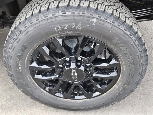 New 2026 Chevrolet Silverado 2500 LTZ w/ Trail Boss Package image 5