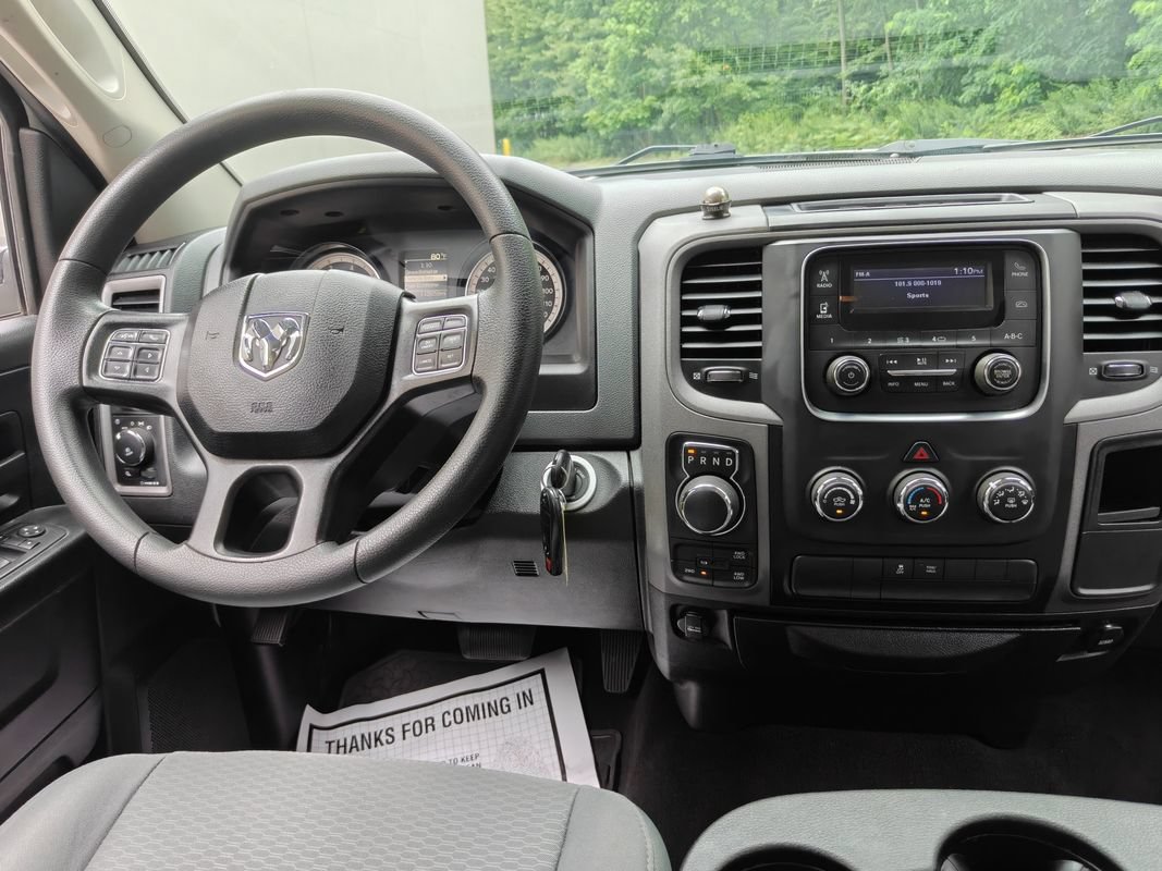 Used 2018 RAM 1500 Express AWD/4WD image 22