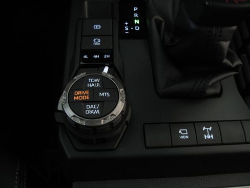 New 2025 Toyota 4Runner TRD Off-Road Premium image 16