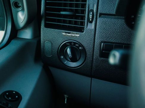 Used 2017 Mercedes-Benz Sprinter 3500 w/ Suspension Package II image 31