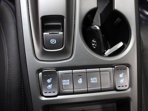 Used 2023 Hyundai Kona Limited image 35