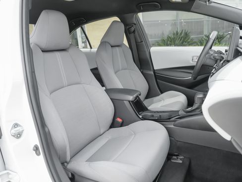 Used 2024 Toyota Corolla SE FWD image 41