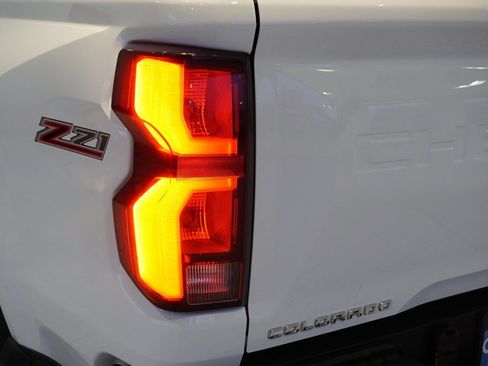 Used 2024 Chevrolet Colorado Z71 image 33