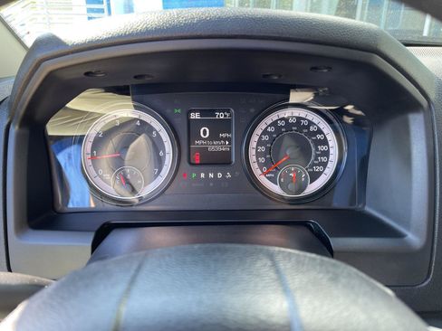Used 2024 RAM 1500 Classic SLT AWD/4WD image 18