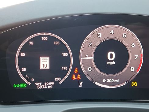 Certified 2025 Porsche Panamera 4 AWD/4WD image 32