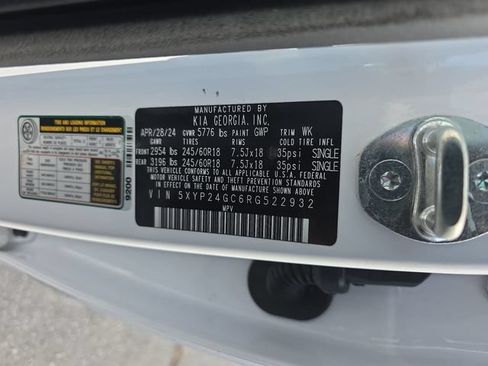 Used 2024 Kia Telluride LX FWD image 30