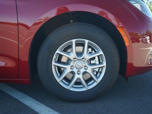 New 2026 Chrysler Voyager LX image 41