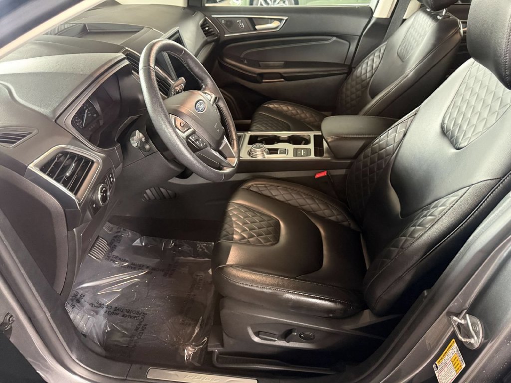 Used 2023 Ford Edge Titanium AWD/4WD image 12
