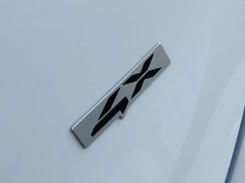 Used 2024 Kia Telluride SX w/ Towing Package image 9