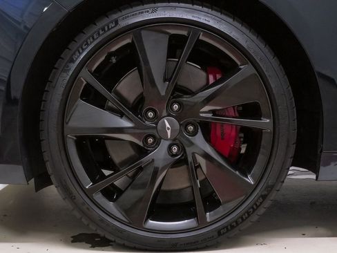 Certified 2022 Genesis G70 3.3T RWD image 34