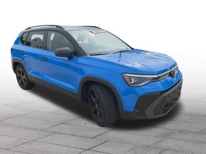 Used 2025 Volkswagen Taos SE