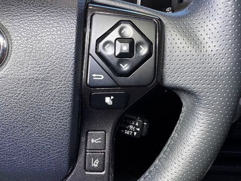Used 2020 Toyota 4Runner TRD Off-Road Premium w/ Moonroof Package AWD/4WD image 26