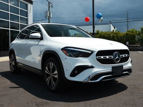 Used 2025 Mercedes-Benz GLA 250 image 3