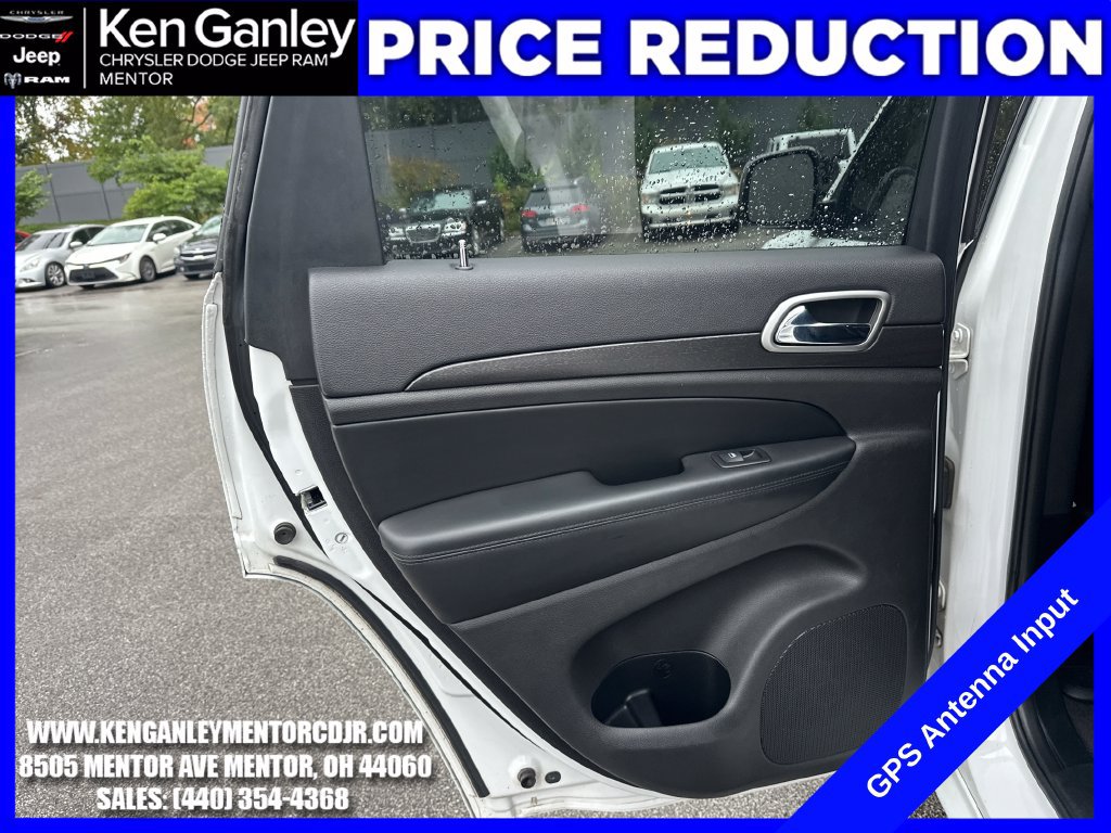 Used 2018 Jeep Grand Cherokee Altitude AWD/4WD image 22