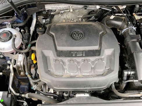 Used 2024 Volkswagen Tiguan Wolfsburg Edition image 33