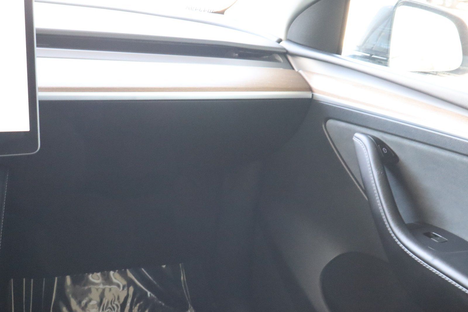 Used 2024 Tesla Model Y Long Range RWD image 31