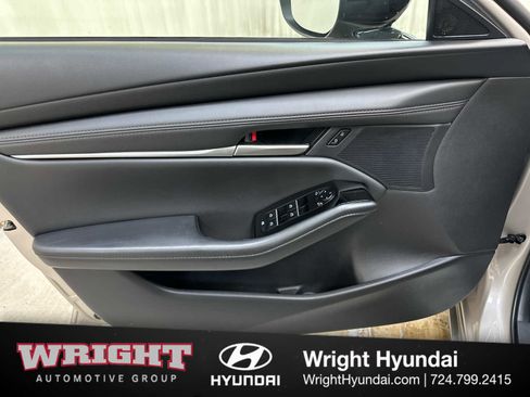 Used 2024 MAZDA MAZDA3 s image 8