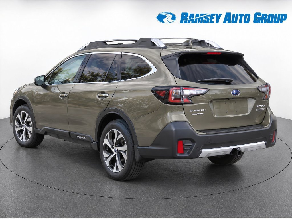 Certified 2022 Subaru Outback Touring XT AWD/4WD image 3
