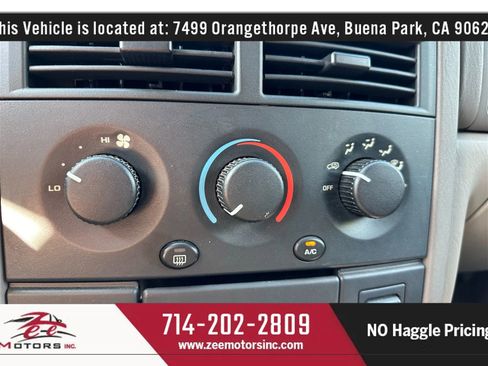 Used 2001 Jeep Grand Cherokee Laredo image 25