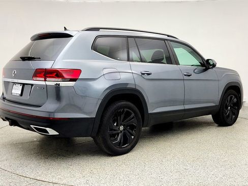 Used 2023 Volkswagen Atlas SE image 5