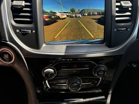 Used 2017 Chrysler 300 C image 13