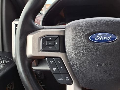 Used 2020 Ford F150 Platinum w/ Technology Package AWD/4WD image 37