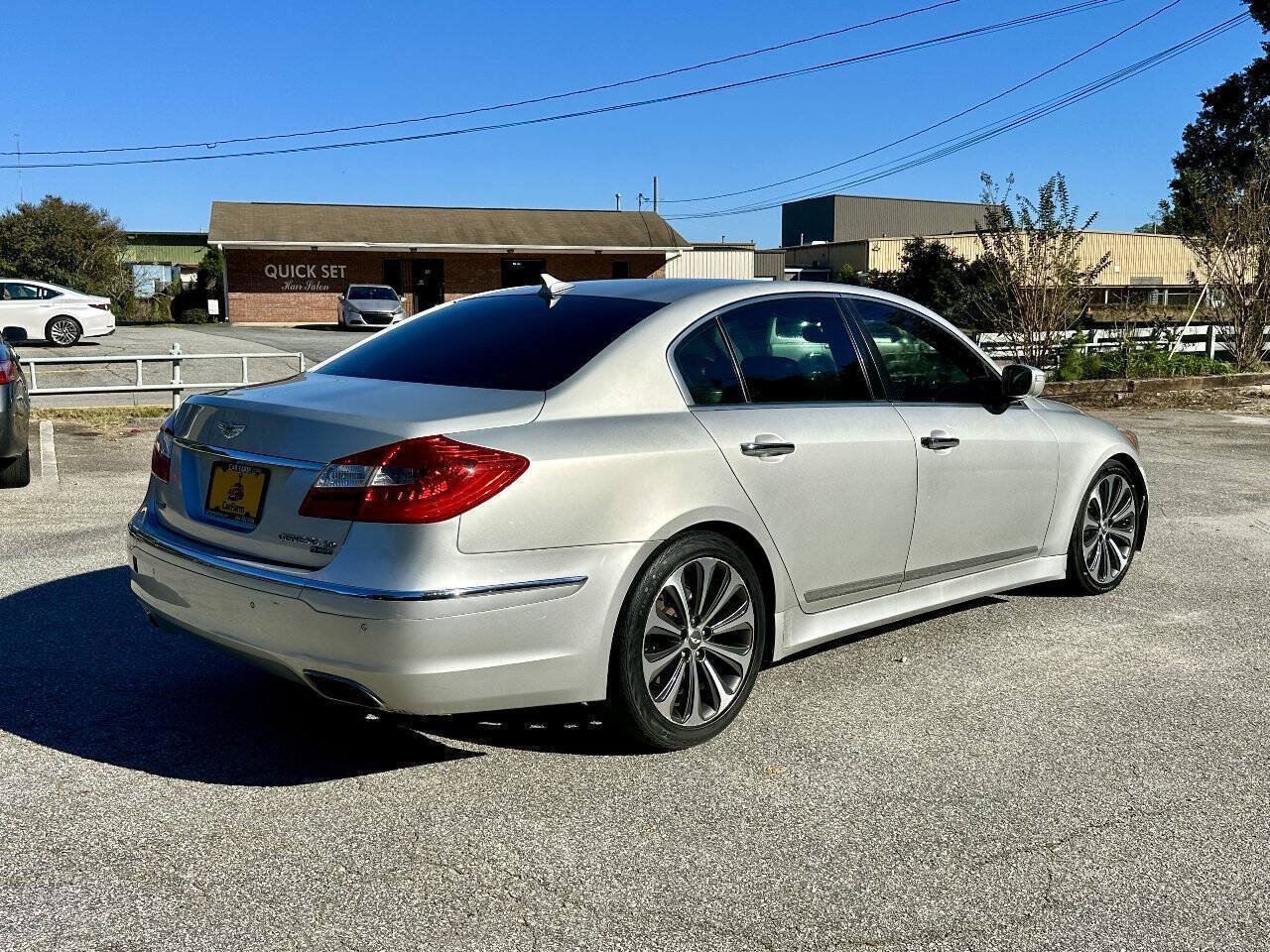 Used 2012 Hyundai Genesis 5.0 R-Spec RWD image 7