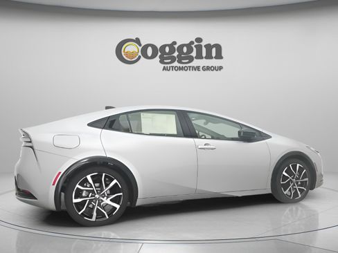 New 2026 Toyota Prius Plug-In Hybrid image 20