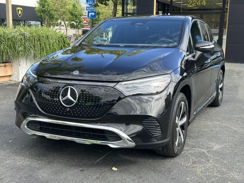 Used 2023 Mercedes-Benz EQE 350+ 4MATIC SUV image 4