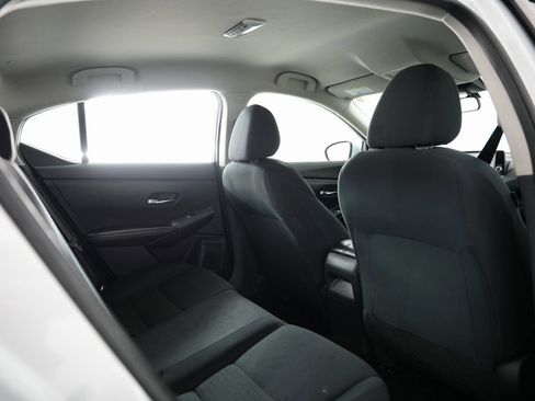 Used 2020 Nissan Sentra S image 34