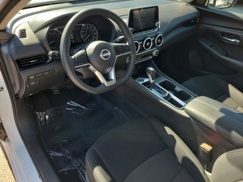Certified 2024 Nissan Sentra SV image 22