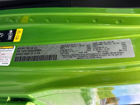 New 2025 Jeep Gladiator Willys image 24