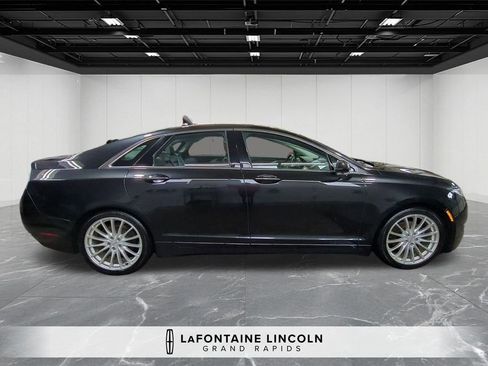 Used 2013 Lincoln MKZ AWD image 6