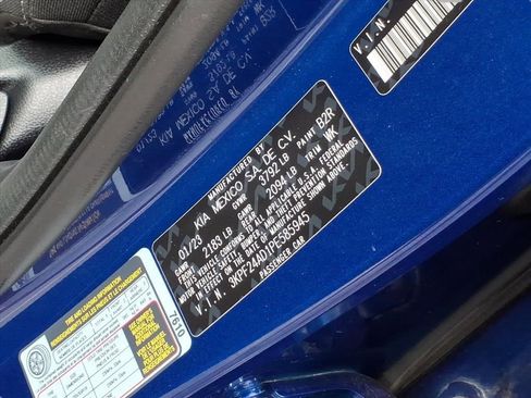 Used 2023 Kia Forte LXS image 30