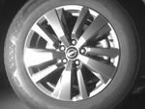 Used 2025 Nissan Pathfinder SV FWD image 28