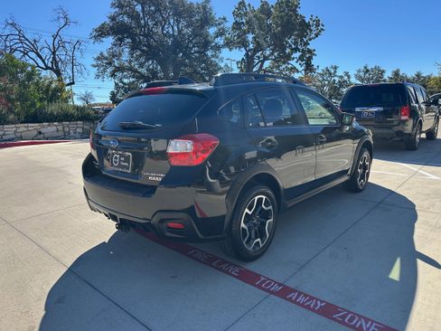 Used 2017 Subaru Crosstrek 2.0i Limited image 6