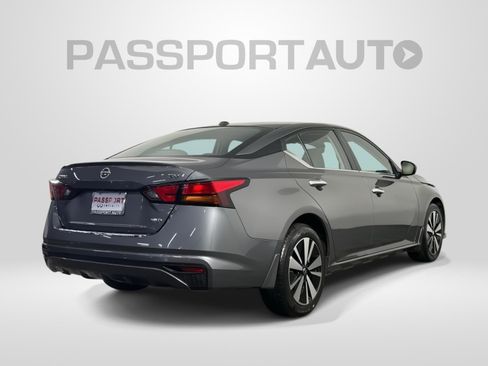 Used 2021 Nissan Altima 2.5 SV AWD/4WD image 6