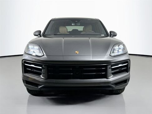 Certified 2026 Porsche Cayenne AWD/4WD image 10